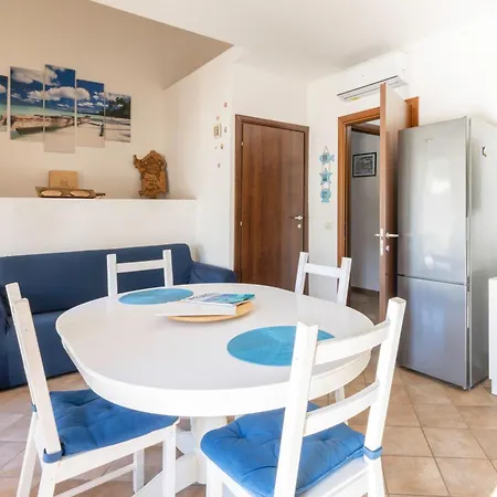 Casa vacanze Del Moro, Free Wifi, 300mt From Sinzias' Costa Rei