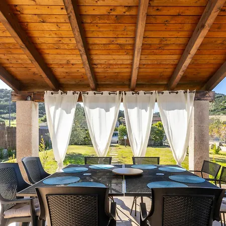 Del Moro, Free Wifi, 300mt From Sinzias' Vakantiehuis *